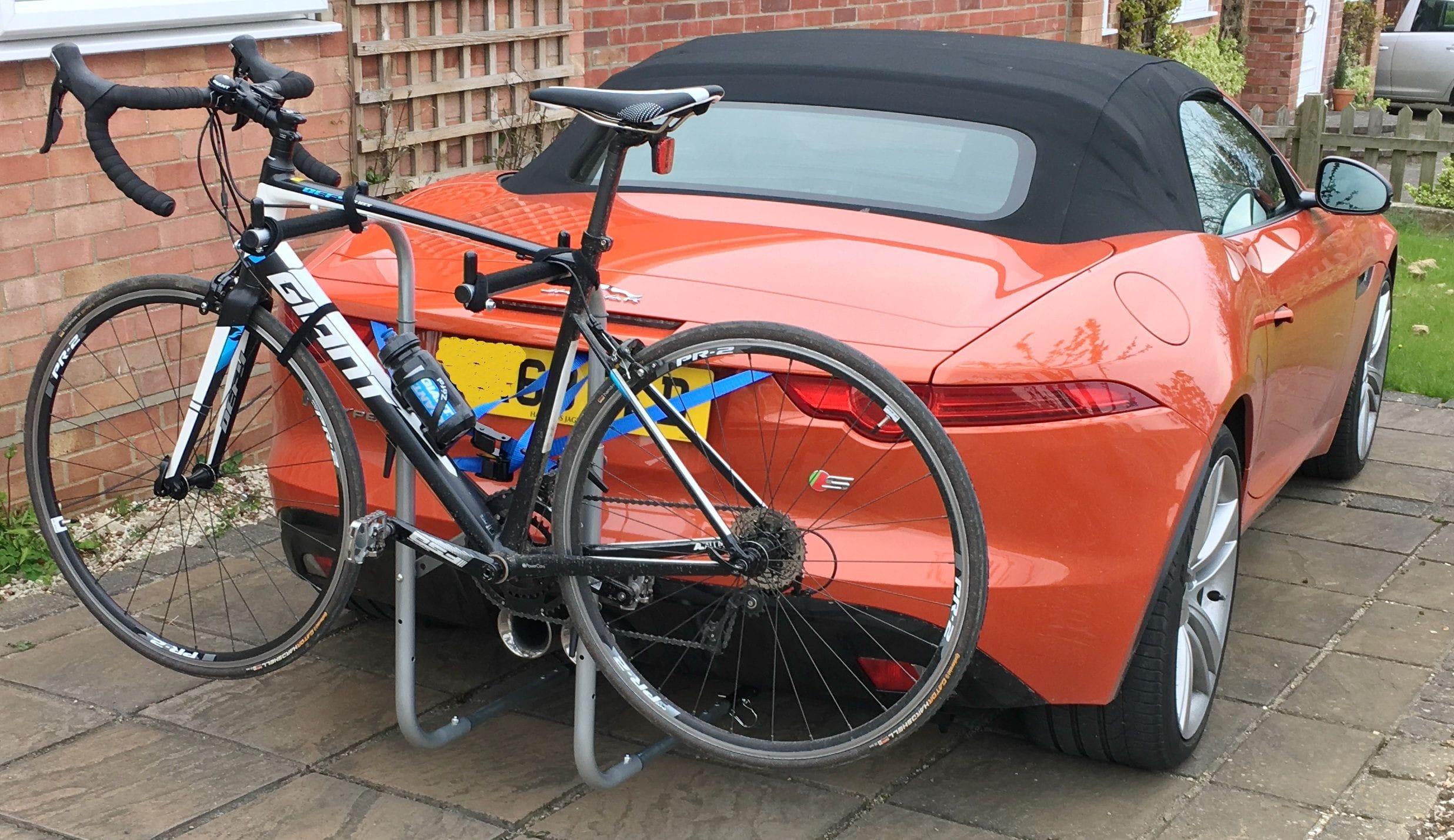 Jaguar F Type with Bike. 
Rack goes On or Off Car 
in 3-4 Minutes. Arms /Are Height Adjustable