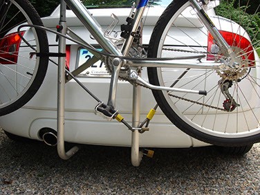 Security Kit-2 Locks & Cable.
Secures Rack to Car and Bikes to Rack